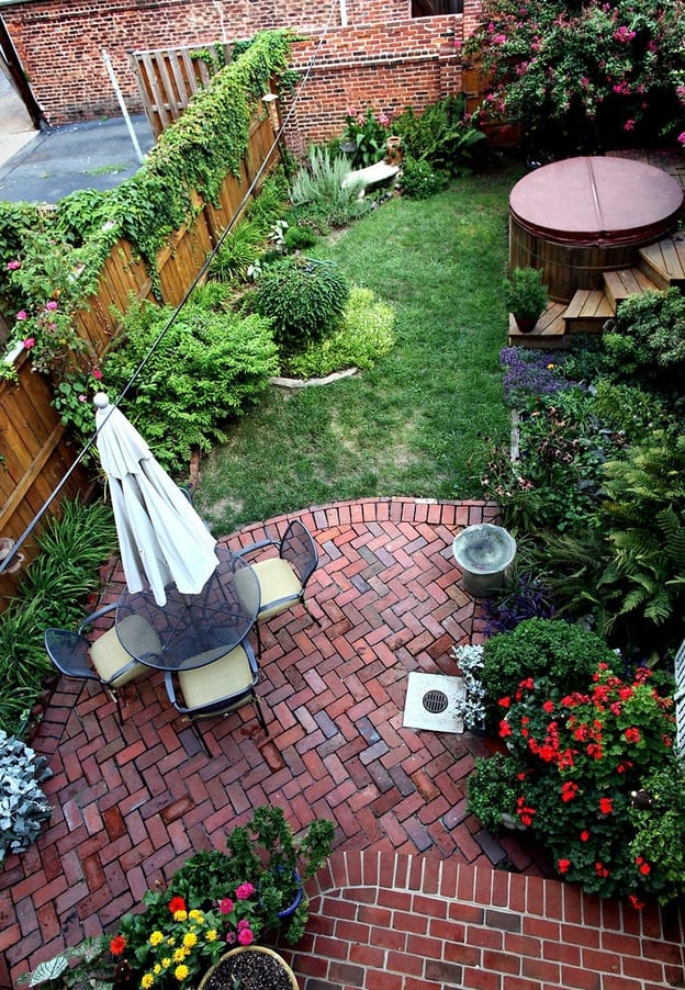 ideas-for-small-backyards